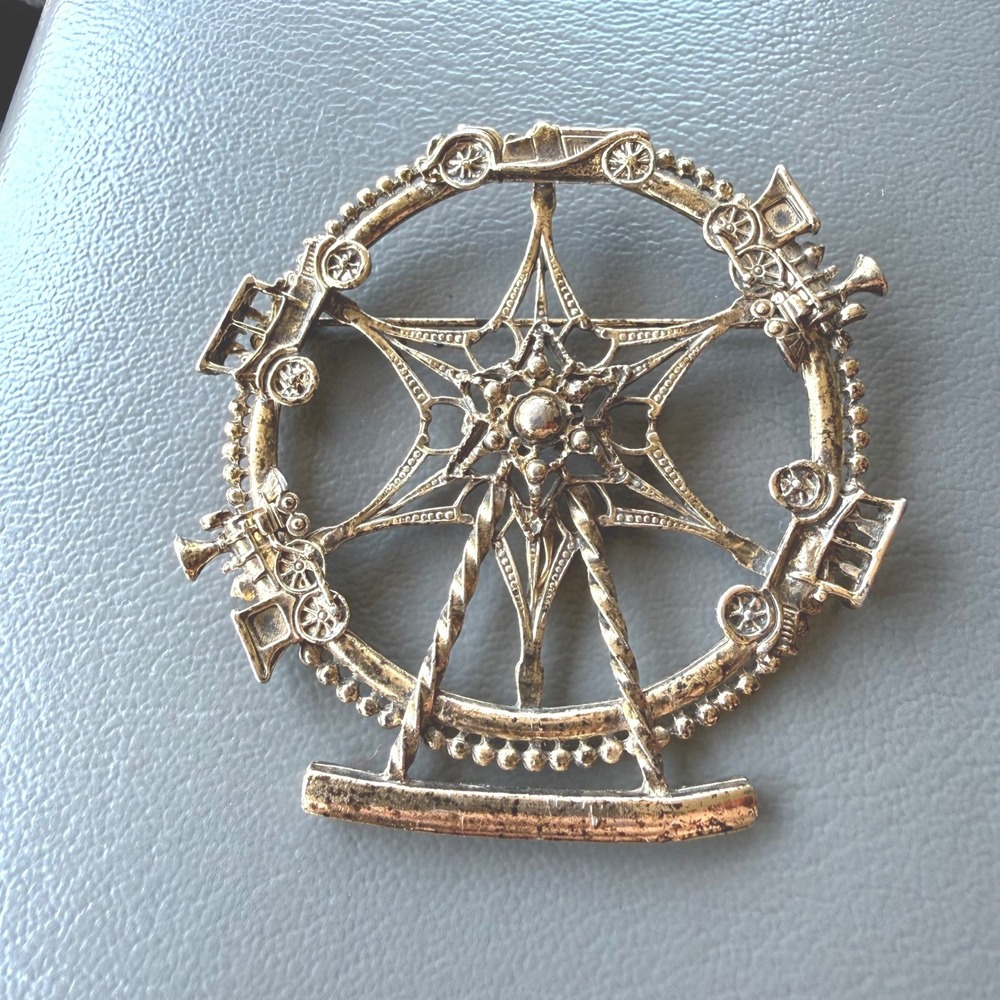 Vintage Gold Tone Ferris Wheel Brooch Carnival Amusement Park Starburst Pin 2.5"